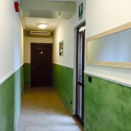 Martin Hotel